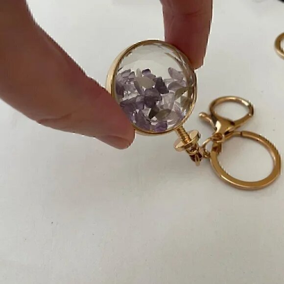 Set of 2 Keychains Amethyst Chips & Lavender Dried Flowers - Picture 9 of 12